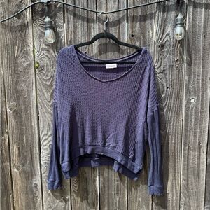 Velvet by Graham and Spencer Navy Blue Zaidee Thermal Waffle Knit V Neck Top med